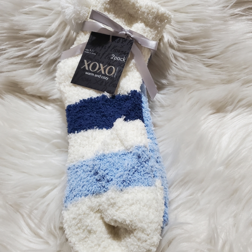 🦋 5/$25 XOXO cozy socks